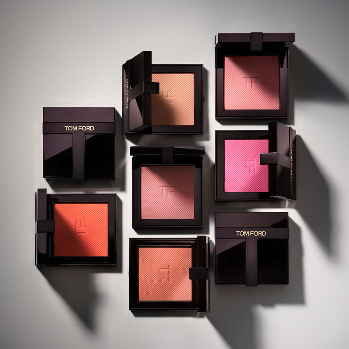 Lifestyle image of Architecture Soft Matte Blush variant: Crushed Rose