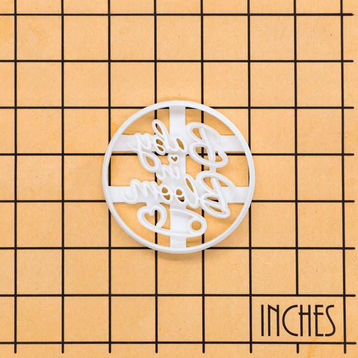 Baby in Bloom (Round Outline)