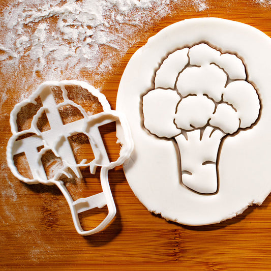 Broccoli cookie cutter