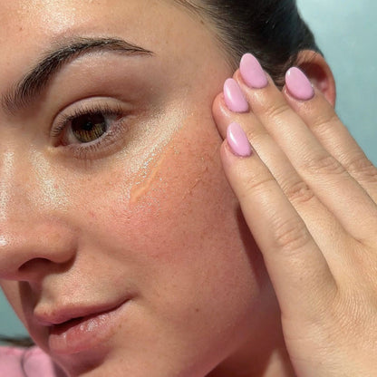 Model image of Bask Suncare Daily Invisible Gel SPF 40 variant: Default Title