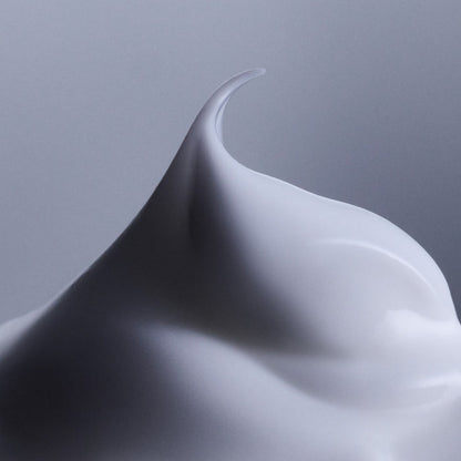 Lifestyle image of Dr. Diamond’s Metacine HYDR/O Bioactive Hydrolipid Barrier Moisturizer