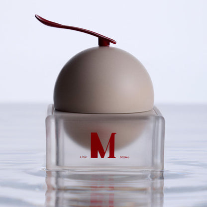Lifestyle image of Dr. Diamond’s Metacine HYDR/O Bioactive Hydrolipid Barrier Moisturizer