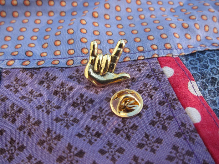 'I Love You' Gold Lapel Pin