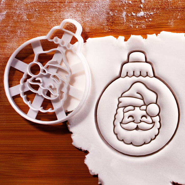 Santa Claus & Reindeer Bauble