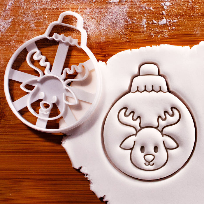 Santa Claus & Reindeer Bauble