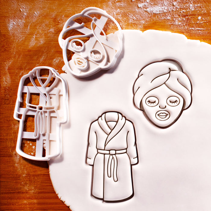 Spa Facial Mask & Bathrobe