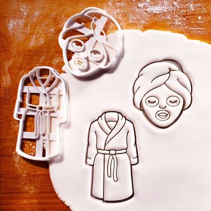 Spa Facial Mask & Bathrobe