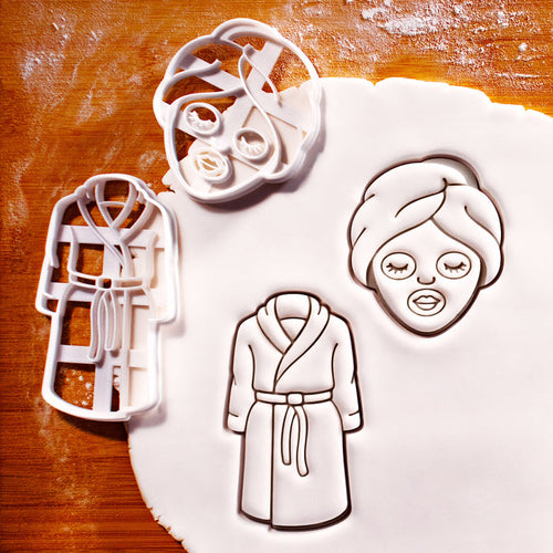 Spa Facial Mask & Bathrobe