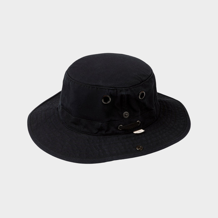 Black / 7