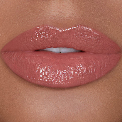 Model image of Hourglass Unreal High Shine Volumizing Lip Gloss variant: Canvas